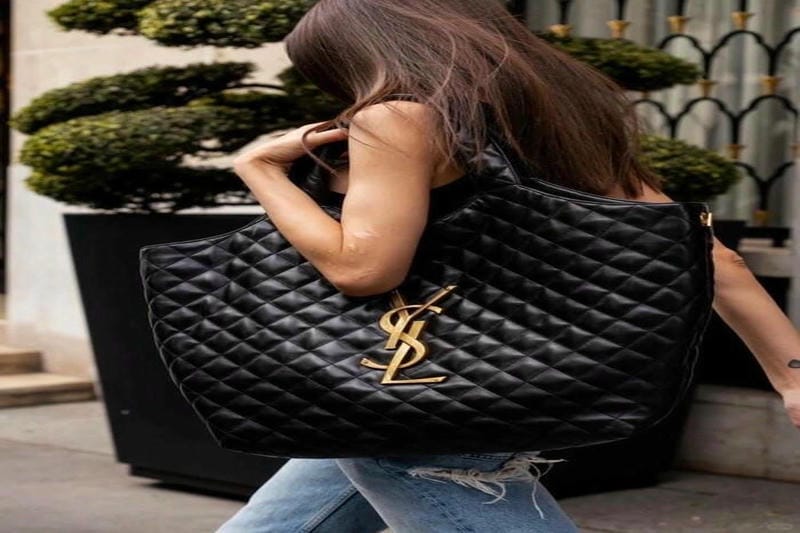 サン ローラン バッグ 10 万