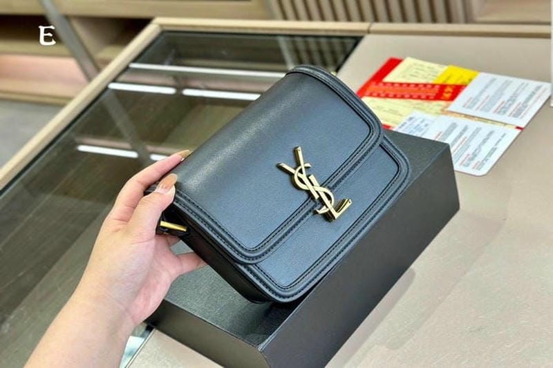 サン ローラン バッグ 2017