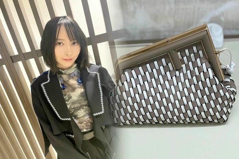 フェンディのバッグ「ピーカブー アイシーユー」高級カーフレザーの新作、着脱可能な内ポケット