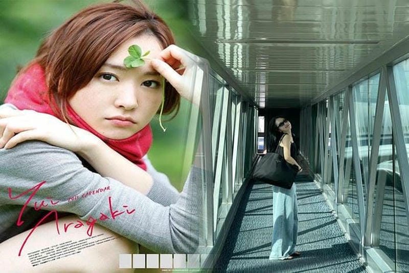 プラダ ナイロン ショルダー バッグ コーデ