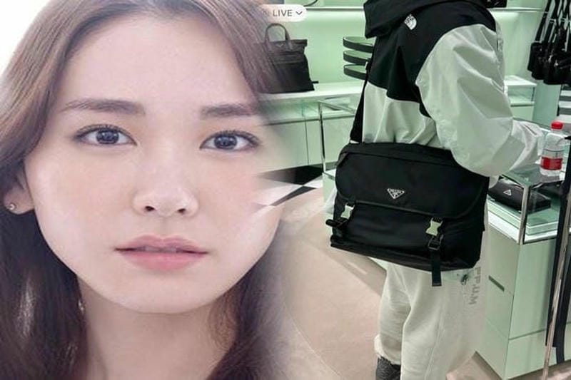 プラダ の ナイロン トート バッグ