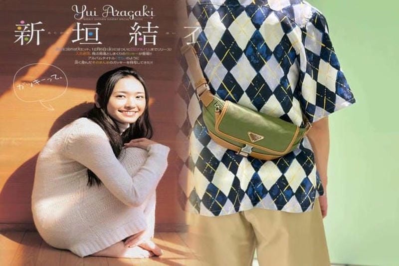 プラダ ナイロン ショルダー バッグ 新作