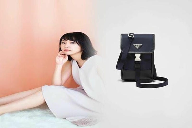 プラダ バッグ ナイロン トート