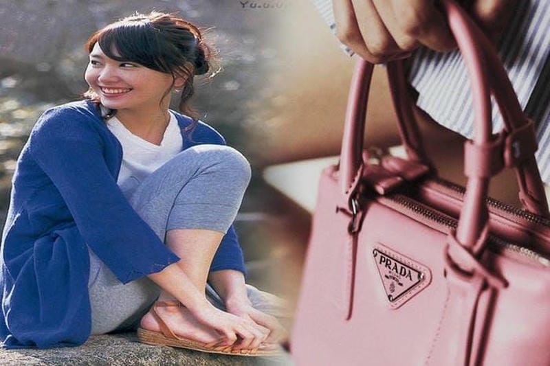 プラダ 迷彩 バッグ レディース