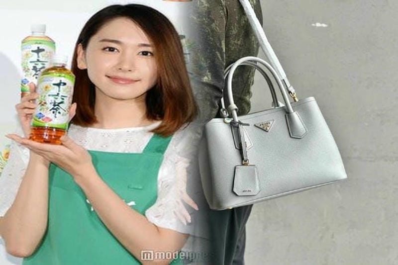 プラダ 斜め 掛け ショルダー バッグ