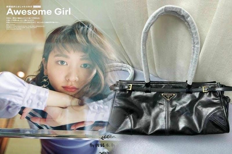 プラダ ショルダー バッグ 値段