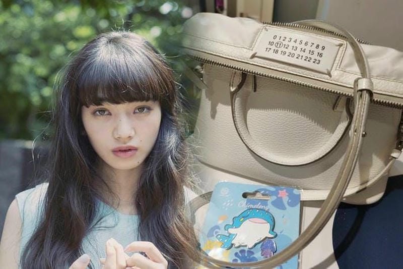 メゾン マルジェラのバッグを使ったオフィスカジュアルコーデの作り方