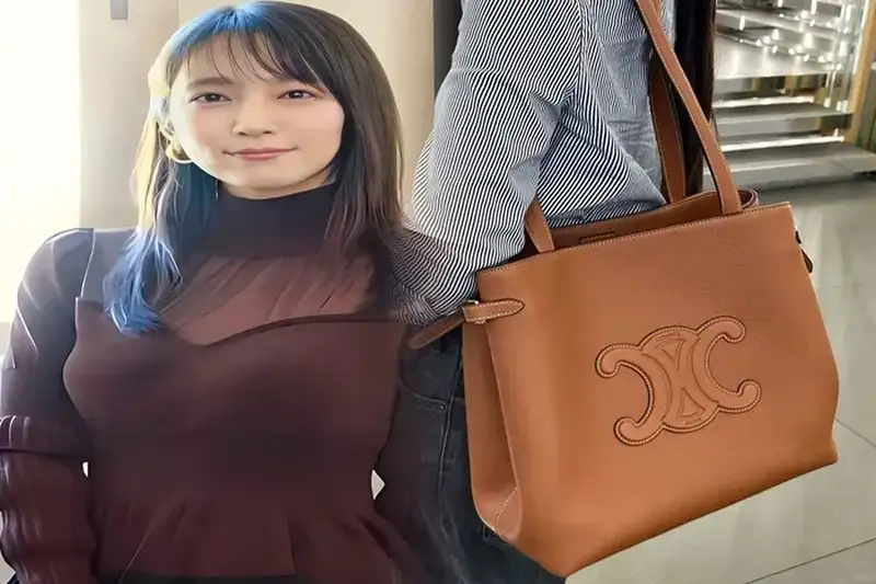 セリーヌ バッグ 何年？