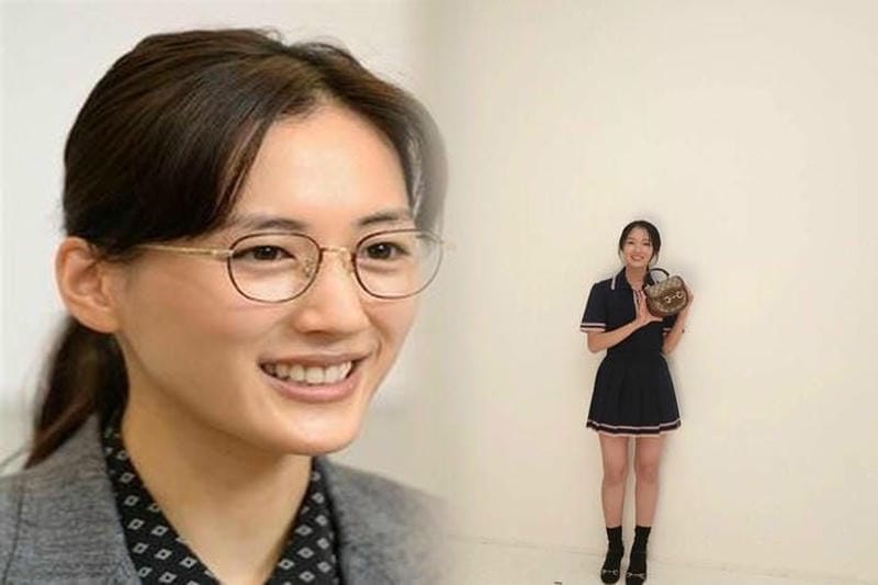 グッチ22年干支“寅年”を祝したバッグなど、植物に囲まれるタイガープリントが主役