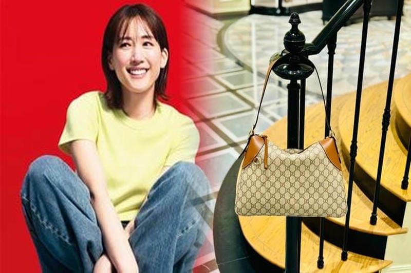 花柄のグッチショルダーバッグで華やかなスタイルに