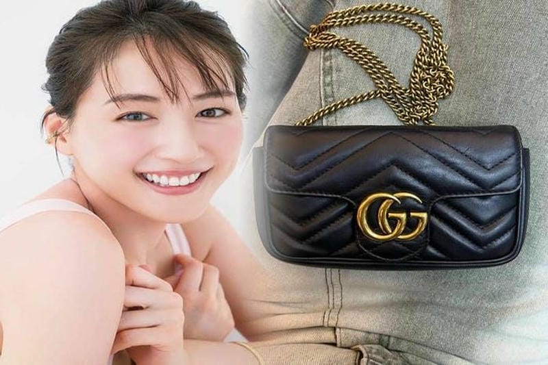 【送料込み】グッチ 19SS ラミネート レザー ミニバッグ