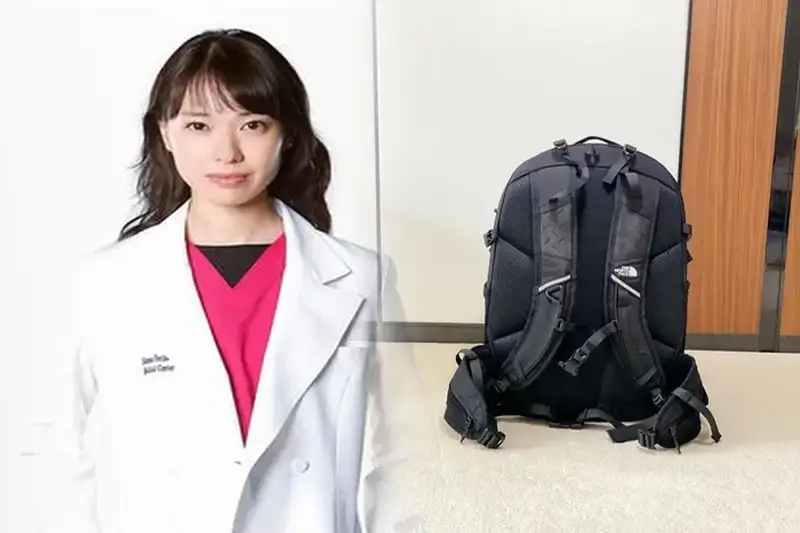 フライト シリーズ バック パック ノース フェイスで軽量に収納力アップ