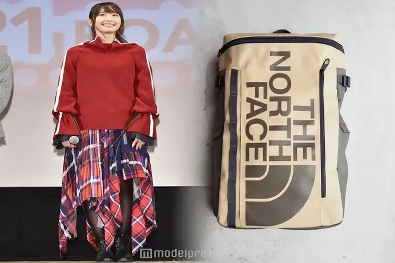 黒のショルダーバッグならノースフェイス！シンプルでどんなスタイルにもフィット