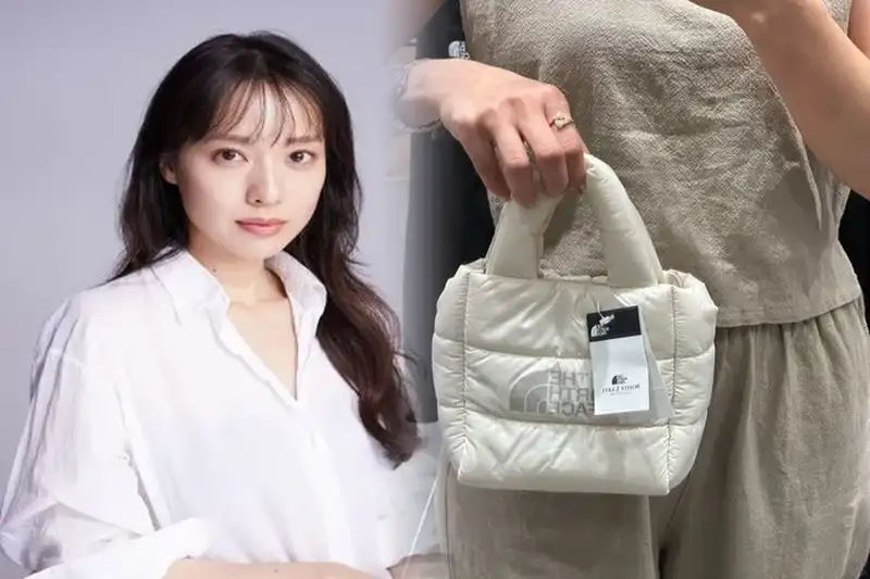 小型バックルで便利な「ノースフェイス メッセンジャーバッグ XS」小物整理もお任せ