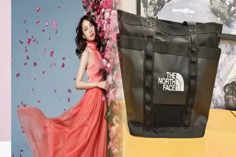 ノースフェイスBCダッフルショルダーの使いやすさ！長時間の肩掛けにも対応