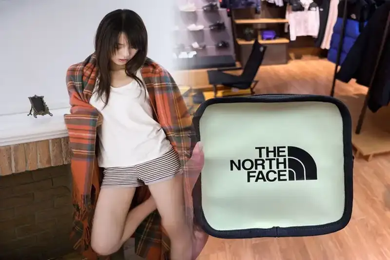 トラベル ポーチ Mサイズ ノース フェイスで使いやすい旅行小物