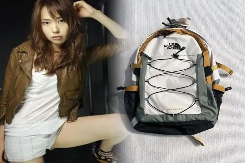 ジェスター バック パック ノース フェイスの多機能さが人気