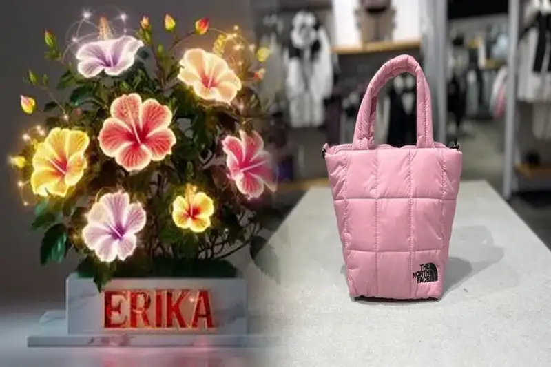 通学用の人気リュック！ノース フェイスの黒リュックコーデ例