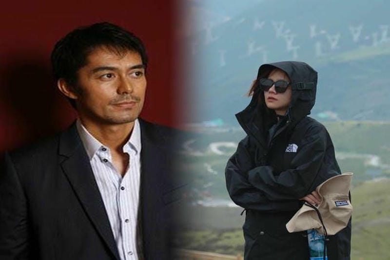 ノース フェイス ロゴ 色