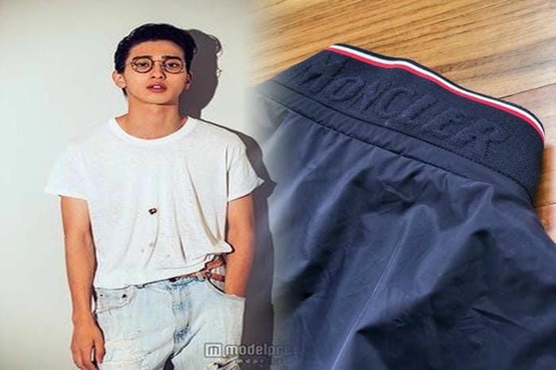 モンクレール フランス 値段