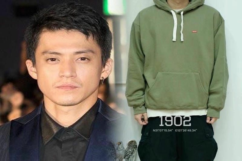 チャンピオン シュプリーム パーカー 偽物