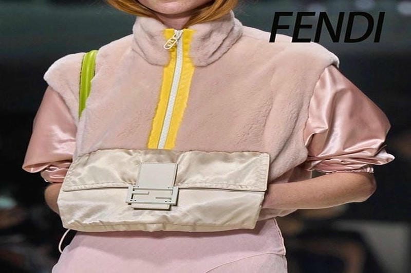 「フェンディ」2019-20年秋冬ミラノ　ボリュームと素材のコントラストで描く直線的グラフィカル