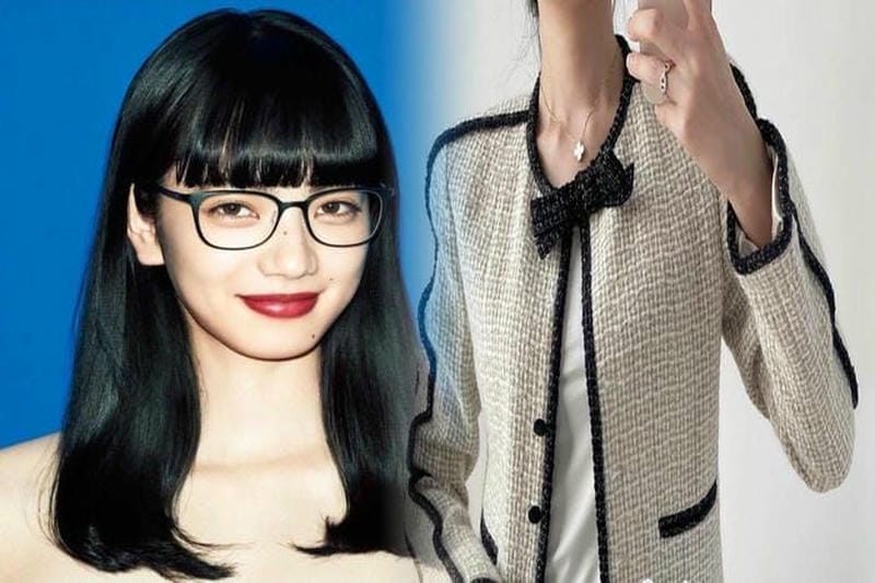 バレンシアガ 宇宙服 価格