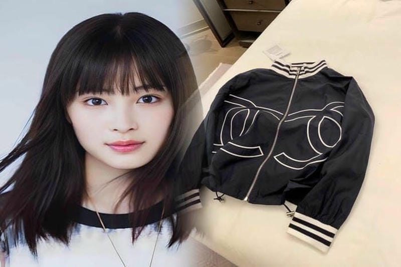 バレンシアガ 宇宙服 値段