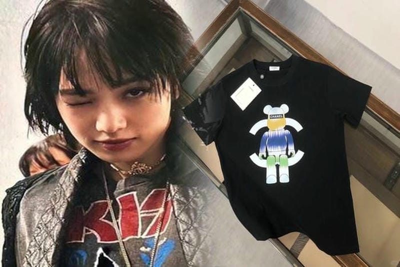 セレーナ・ゴメス風カジュアルスタイル：バレンシアガTシャツを使ったコーディネート