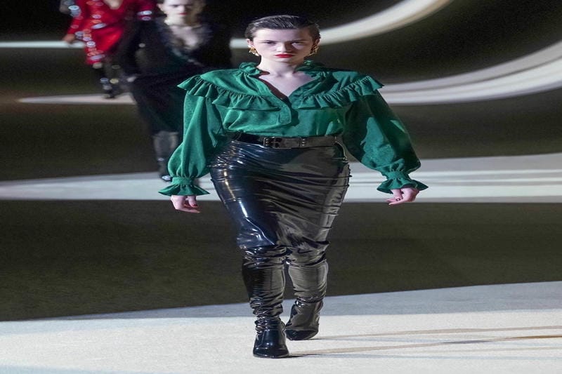 サン ローラン 偽物 服