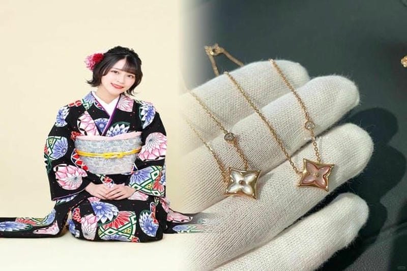 ヴィトン アクセサリー ポーチ ストラップ のみ