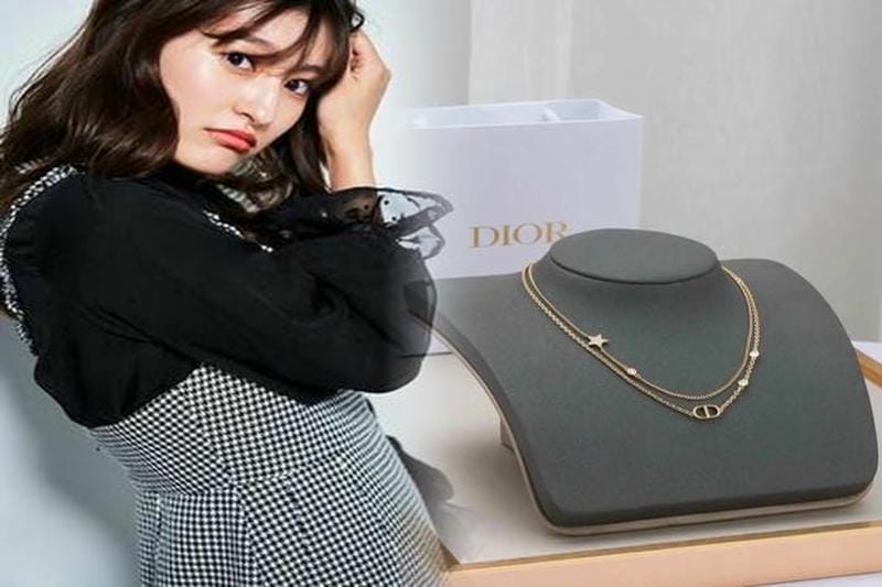 激安価格で購入できるディオールネックレス