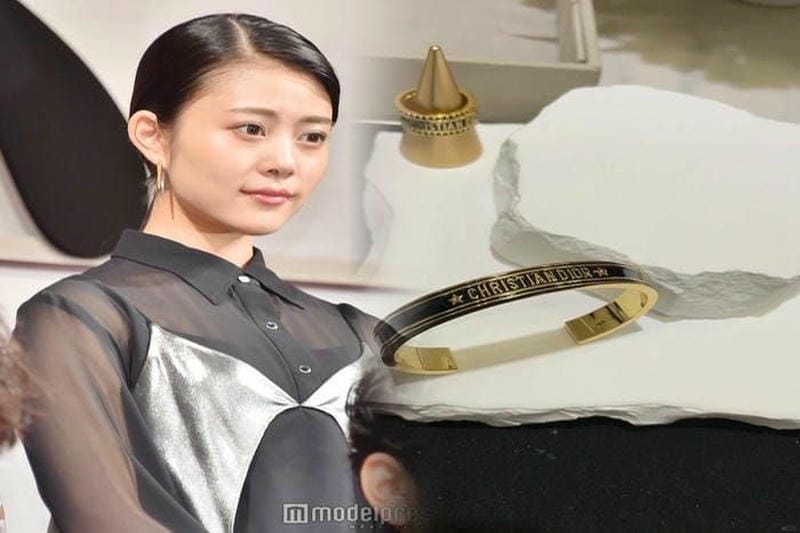 ディオールから小さな長方形のピースが優美に組み合う新作ジュエリーが登場