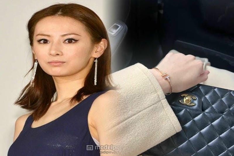 ティファニー ネックレス メンズ 芸能人