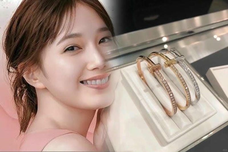 リボン ネックレス ティファニー