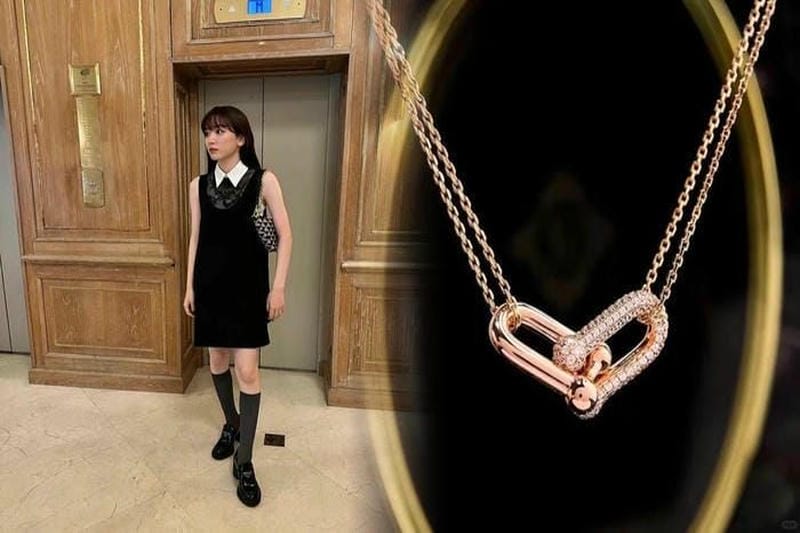 ティファニー スモール クロス ネックレス