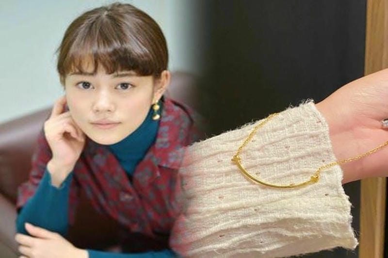 ティファニー ビーン ネックレス ゴールド