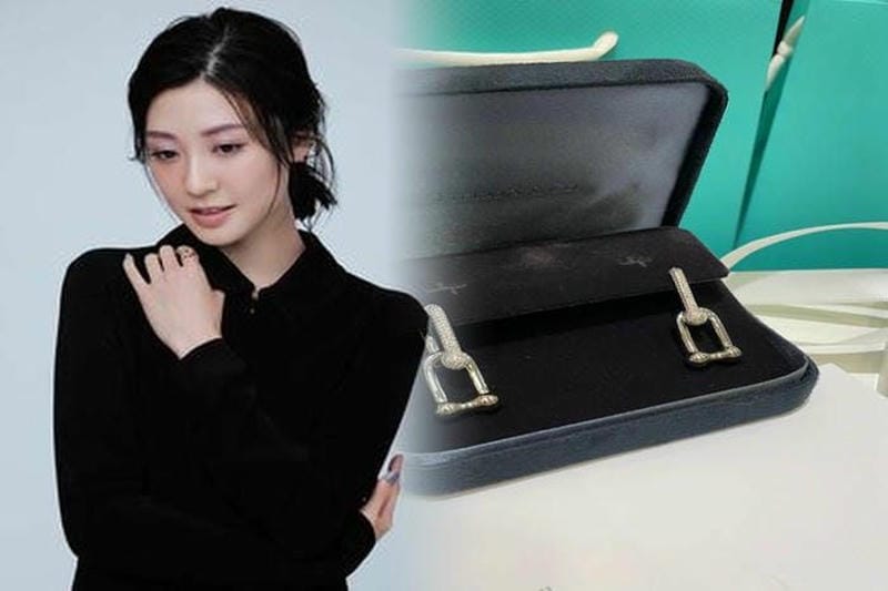 ティファニー ソリティア ネックレス 大き さ