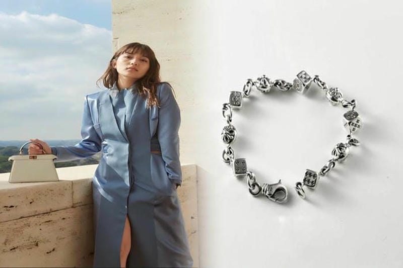 クロムハーツ ラージクロス 偽物見分け方