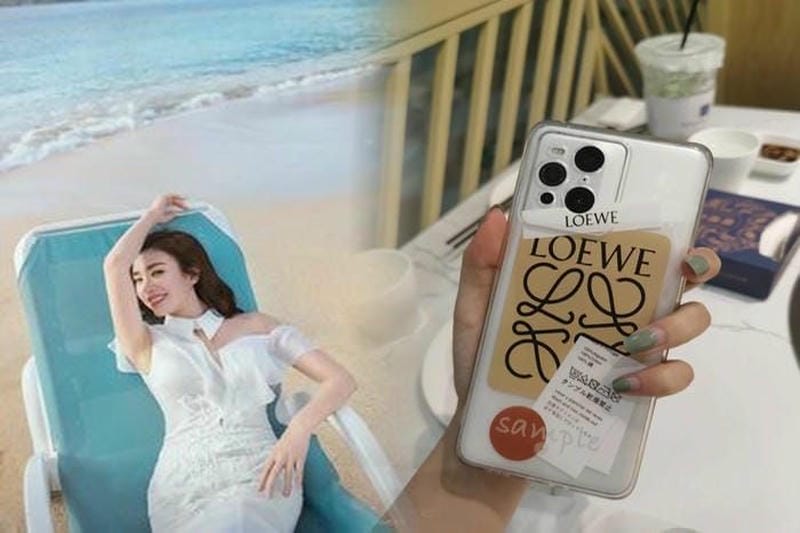 ロエベ スマホケース iphone13