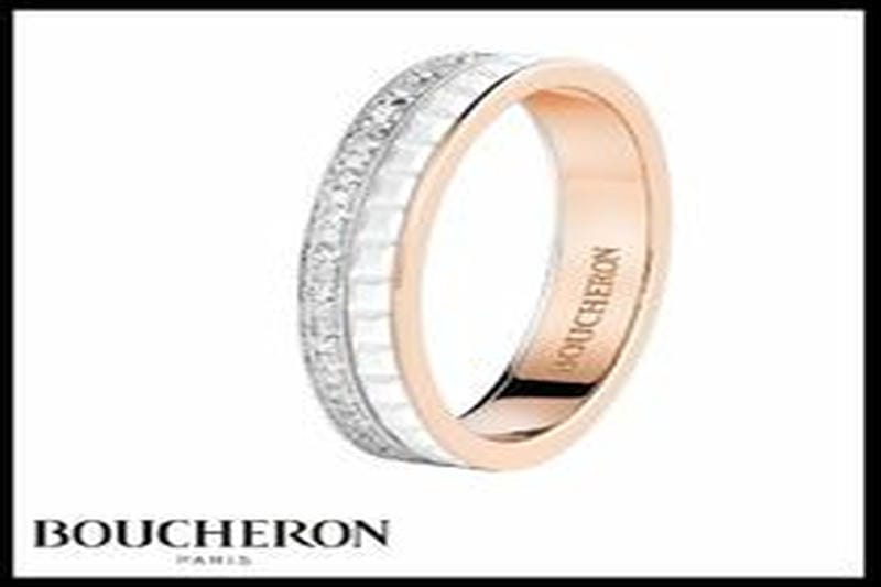 ブシュロン セルパン ボエム ピアス