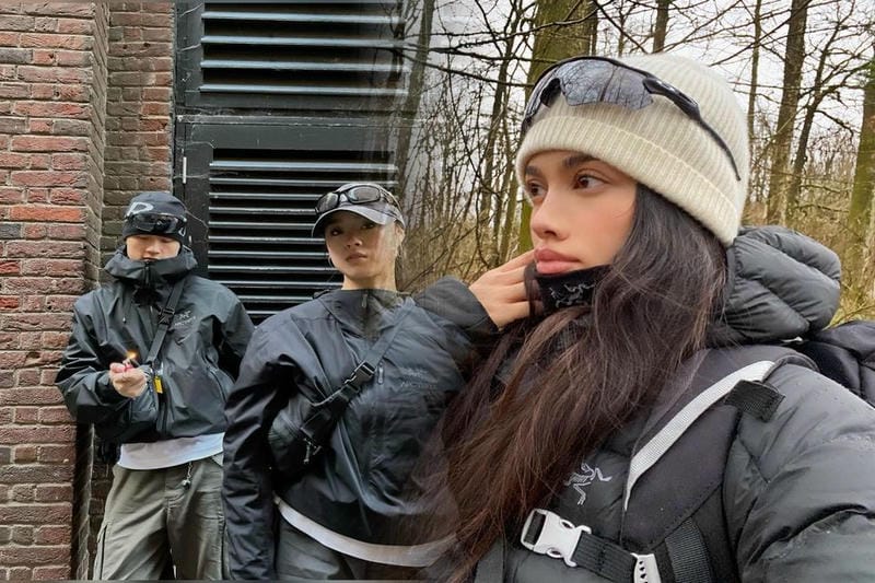 アークテリクス leaf atom lt