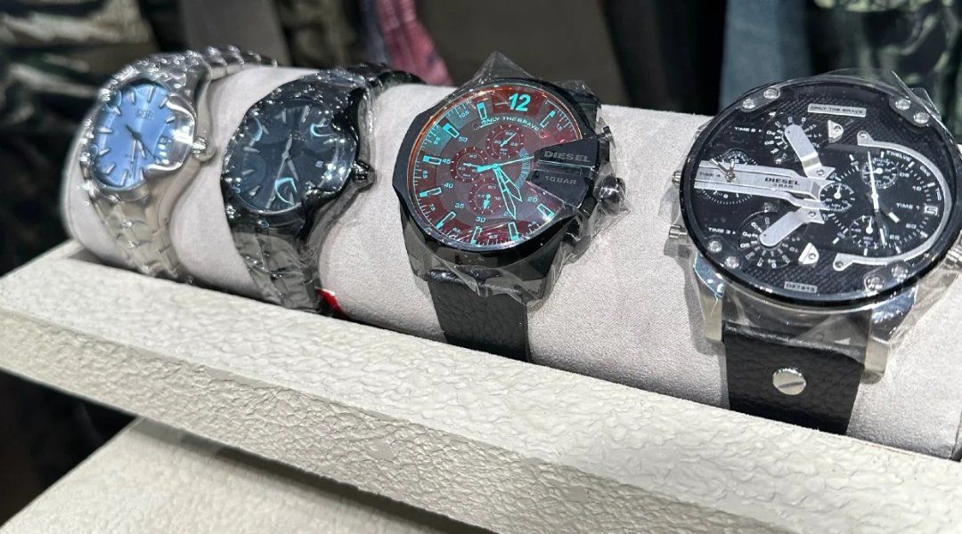 ディーゼル時計 メンズ 人気モデル