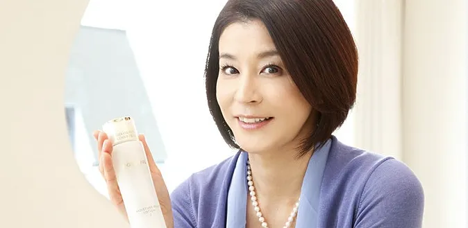 1.4 高嶋ちさ子：ステージ前の真珠肌ケア.webp