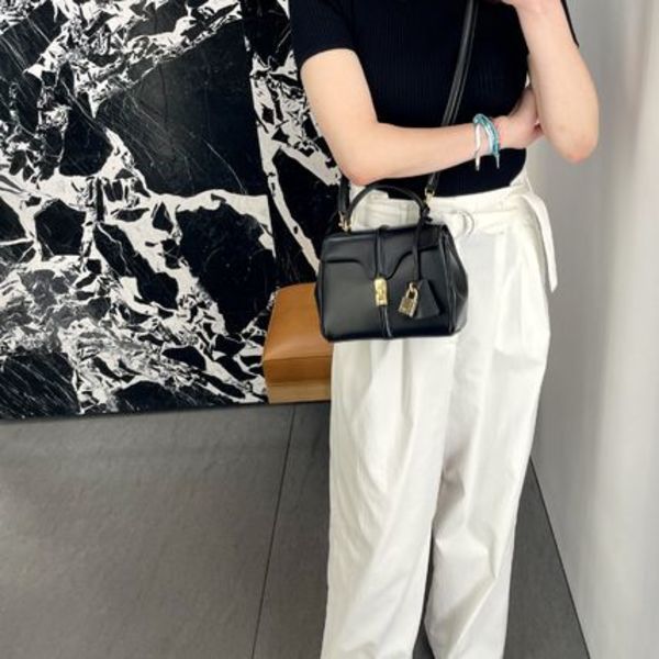 セリーヌ アクセサリー