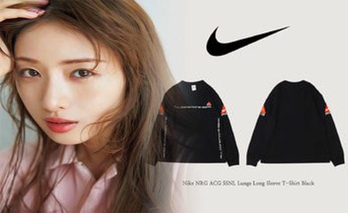 ナイキ air t シャツ