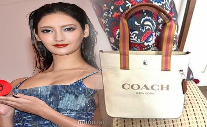 コーチ バッグ 斜 めがけ 黒