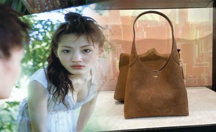 コーチ バッグ アウトレット 見分け 方