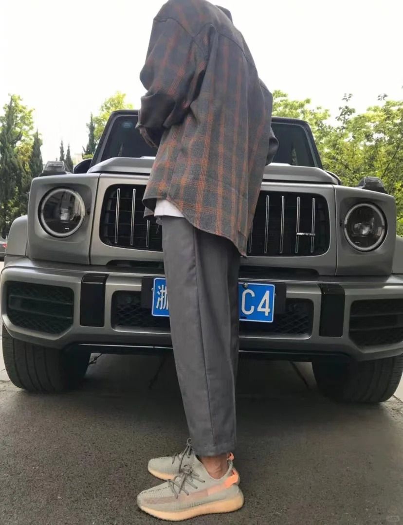 身長160cmの男の足のサイズは？