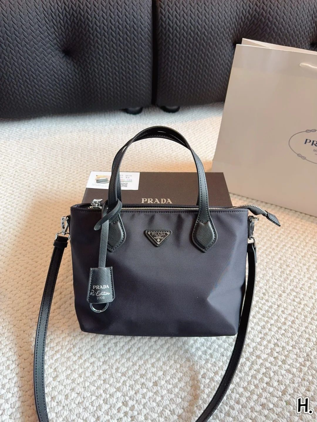prada ボストン バッグ ナイロン